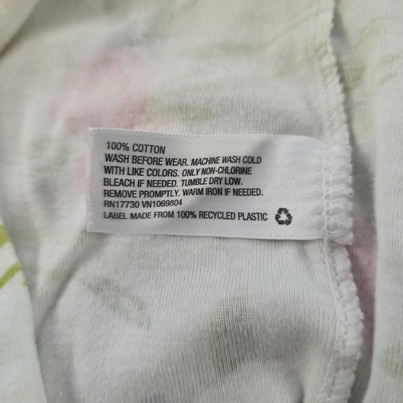 ✨Bundle of 3 Baby Girl Cotton Zip Footed Sleepers | Size 3–6 Months✨ - Picture 9 of 15